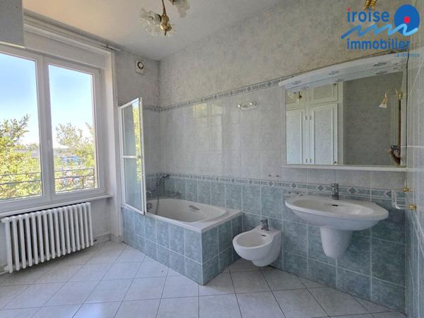 JOLIE MAISON DE CARACTERE