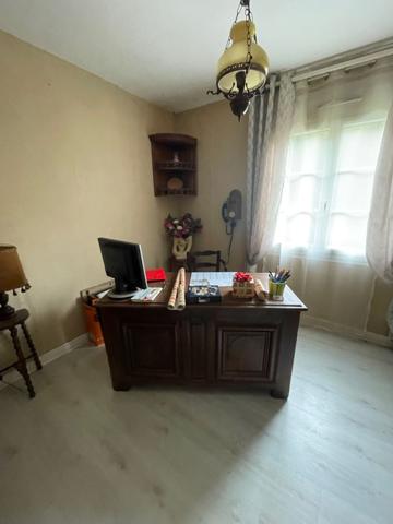 Maison
                                                                                                                                                                                                                                                                                                                        3 pièce(s)                                                                                                                                                                                                          2 chambre(s)                                                                                                                                                                                                          62  m²