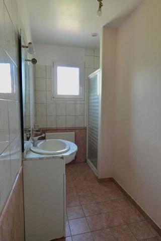 Maison
                                                                                                                                                                                                                                                                                                                        6 pièce(s)                                                                                                                                                                                                          5 chambre(s)                                                                                                                                                                                                          118.5  m²