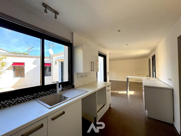 Maison La Rochelle Port Neuf 4 pièces 106 m2 €469 000 ** - Référence HDO642D