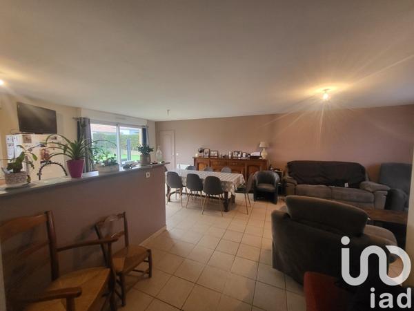 Maison 6 pièces de 109 m² à Sainte-Hermine (85210)