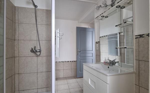 Appartement à louer    4 pièces •  Alès