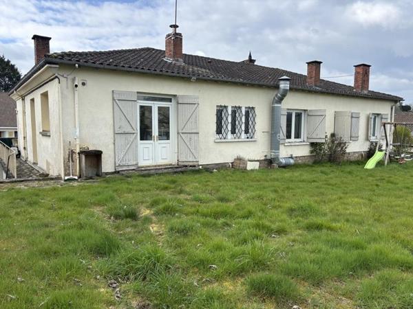 Maison à vendre |  Châlus |  9 pièces | 238 m²