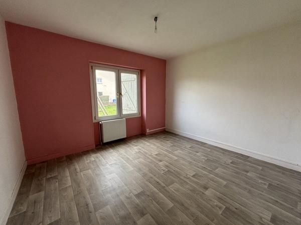 Maison à vendre |  Châlus |  9 pièces | 238 m²