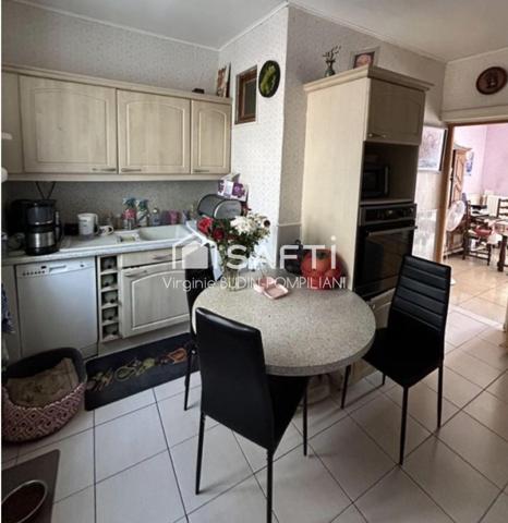 maison mitoyenne avec jardin et garage