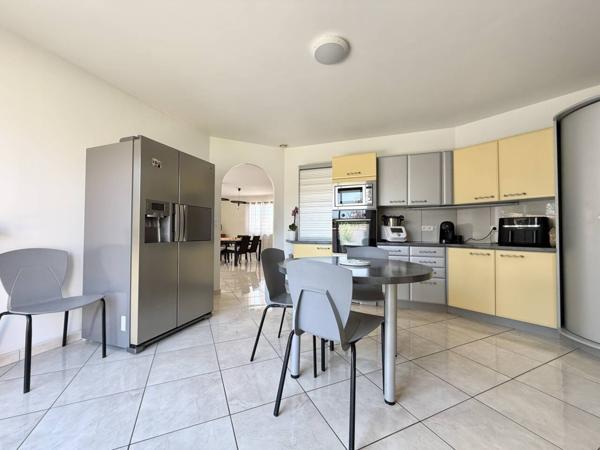 Maison à vendre 6 pièces de 175 m²