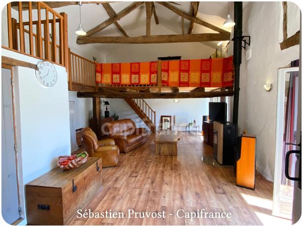 Dpt Dordogne (24),Maison en pierre à vendre Proche Thiviers (24800), P5 140m2, terrain 1715m2, dépendance.