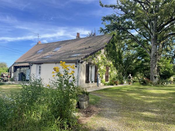 Vente Maison160 m² - 4 Pièces - INEUIL (18160)