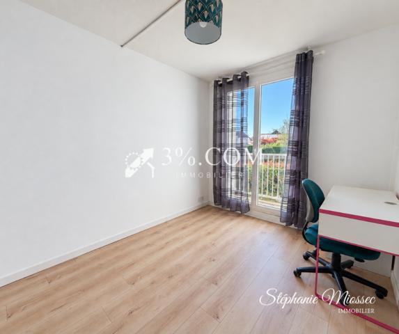 Appartement 4 pièce(s) 3 chambre(s) 67.9 m²