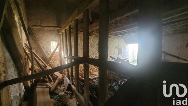 Grange 4 pièces de 120 m² à Uzay-le-Venon (18190)