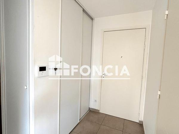 Location Appartement 2 pièces 41.2 m² - 5 RUE DOCTEUR BUTTERLIN Voiron 38500