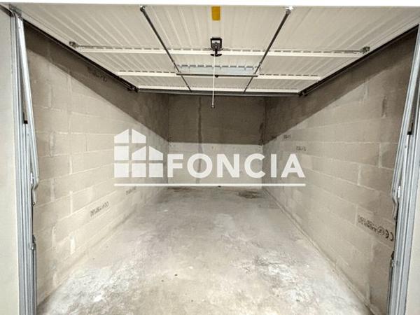 Location Appartement 2 pièces 41.2 m² - 5 RUE DOCTEUR BUTTERLIN Voiron 38500