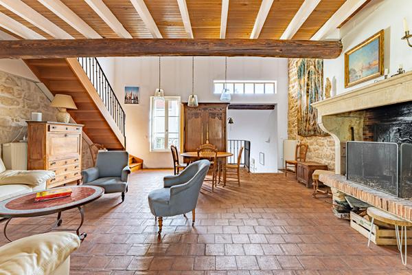 Au coeur de Fontenay-aux-Roses, maison d’exception au cachet préservé