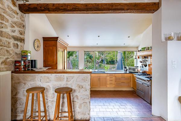 Au coeur de Fontenay-aux-Roses, maison d’exception au cachet préservé