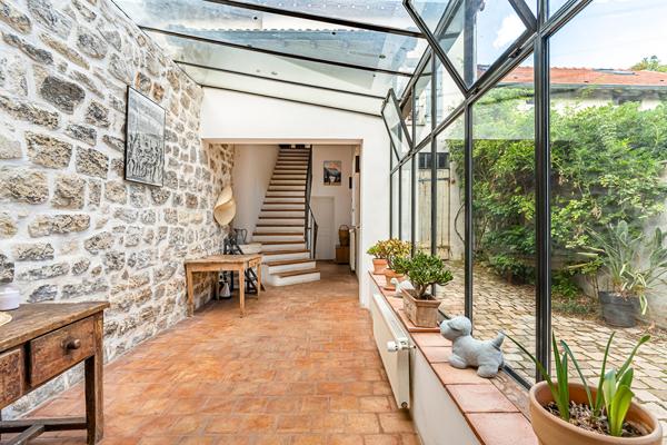 Au coeur de Fontenay-aux-Roses, maison d’exception au cachet préservé