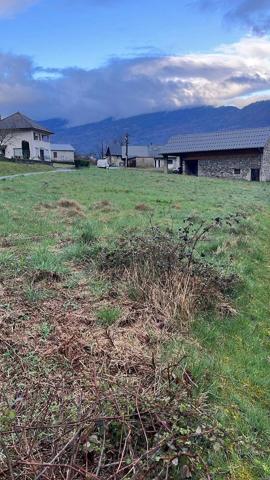 Terrain constructible de 700m²