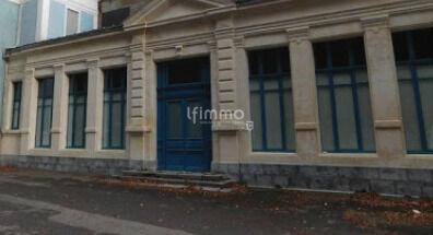 Ensemble immobilier avec usage pro et habitations