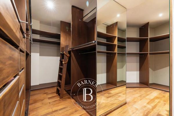 Paris 16ème, Appartement 4 Chambres -  240 m² à vendre