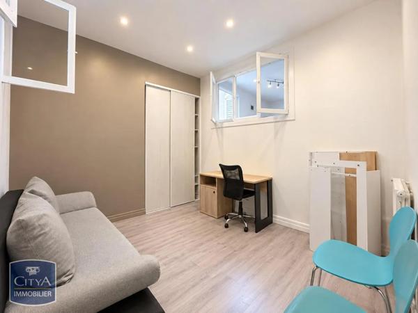 Appartement à louer 4 pièces 77.95m² Mâcon (71000)