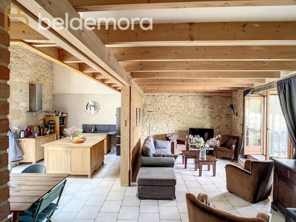 Fumel (47500) Maison rénovée avec gîte, dépendances et piscine