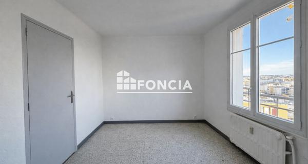 À vendre Appartement 4 pièces 67.41 m² - Nîmes 30900
