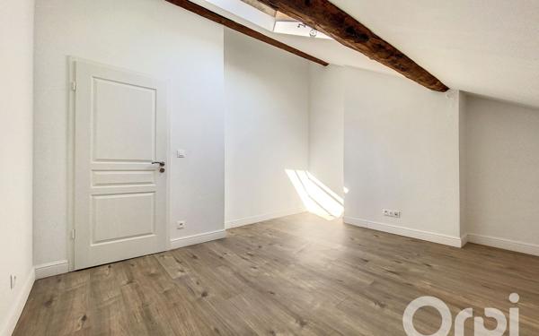 Appartement à vendre    3 pièces • 76 m2 Nancy
