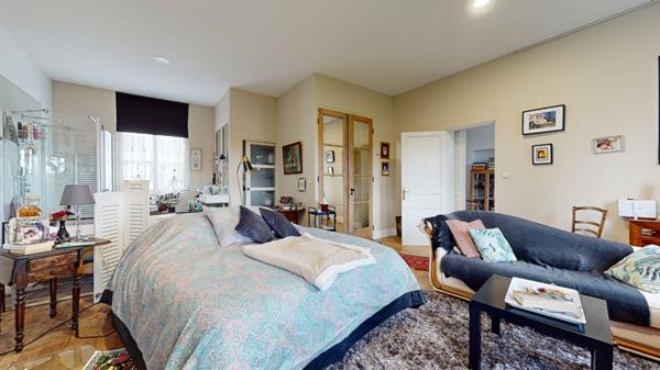 Cinq-Mars-la-Pile (37130) TRES BELLE MAISON BOURGEOISE du début XXème siècle,