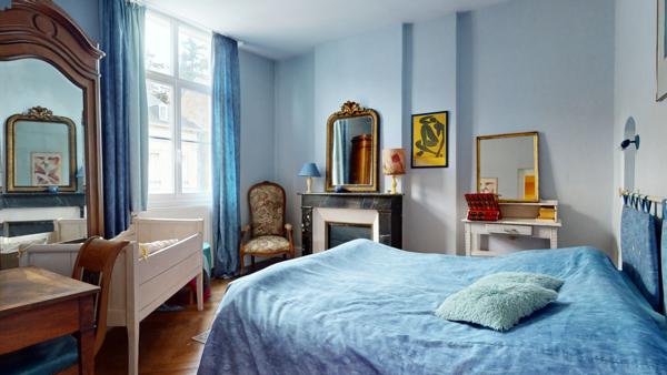 Cinq-Mars-la-Pile (37130) TRES BELLE MAISON BOURGEOISE du début XXème siècle,