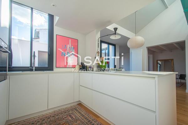 Maison rénovée, 5 chambres, 1 bureau et 1 garage