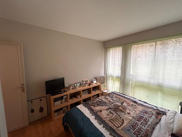 Appartement Rouen - bois guillaume - mont saint aignan - Rouen - Gare rive droite 2 chambres 90m² Terrasse 30m² Sud parking sous sol Grand séjour salon Cuisine commerces 200m - ecrin de verdure