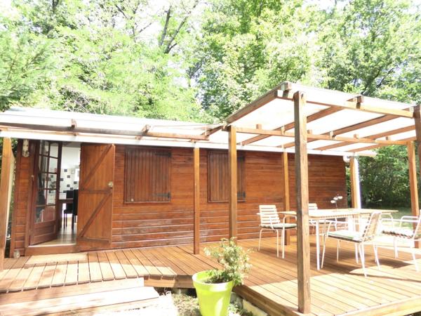 Chalet 3 pièces, 36 m² et 2 chambres de plain pied, avec terrasse