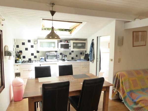 Chalet 3 pièces, 36 m² et 2 chambres de plain pied, avec terrasse