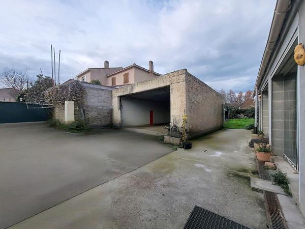 Maison Marseille 13013 -7 pièce(s) 179.56 m2 - Maison avec deux lots idéal investisseur / famille - Fort potentiel + revenus complémentaires