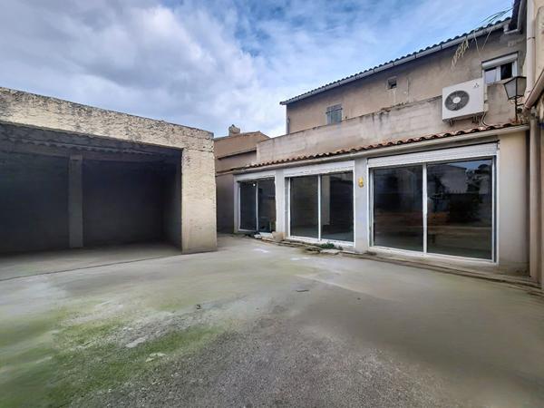 Maison Marseille 13013 -7 pièce(s) 179.56 m2 - Maison avec deux lots idéal investisseur / famille - Fort potentiel + revenus complémentaires