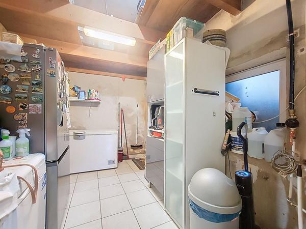 Maison Marseille 13013 -7 pièce(s) 179.56 m2 - Maison avec deux lots idéal investisseur / famille - Fort potentiel + revenus complémentaires