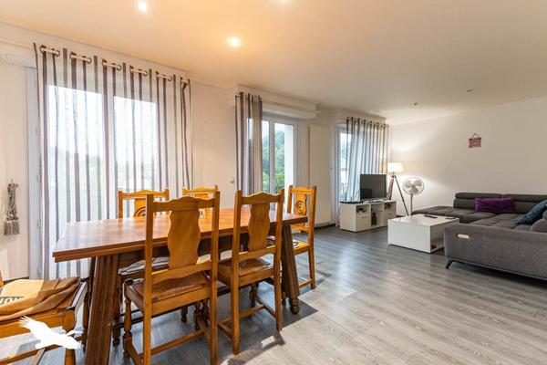 Maison à vendre |  Gelos |  7 pièces | 154 m²