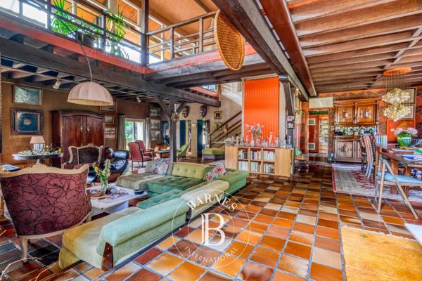 Nemours, Maison  600 m² à vendre