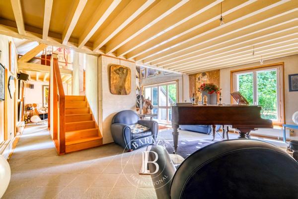 Nemours, Maison  600 m² à vendre