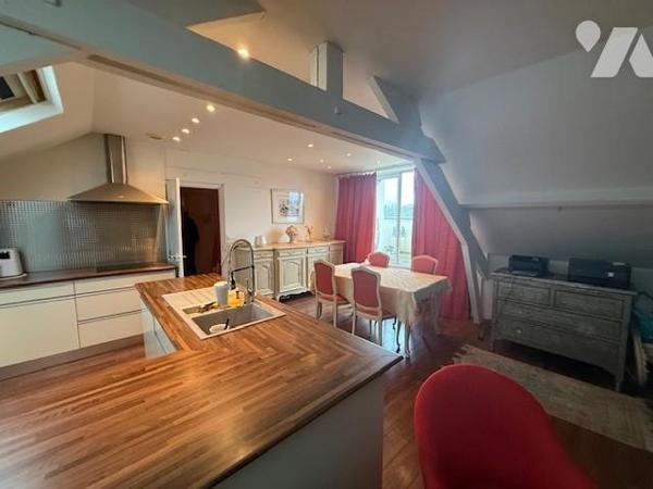LISIEUX TRES BEL APPARTEMENT T2 au 3ème étage avec une belle vue