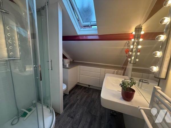 LISIEUX TRES BEL APPARTEMENT T2 au 3ème étage avec une belle vue