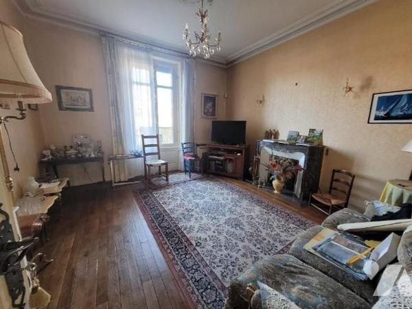 LAVAL RIVE GAUCHE - MAISON DE VILLE 