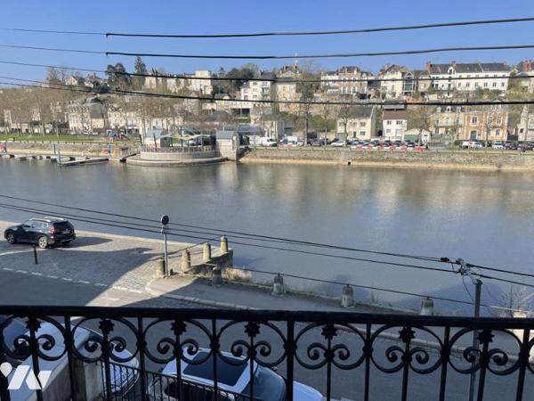 LAVAL RIVE GAUCHE - MAISON DE VILLE 