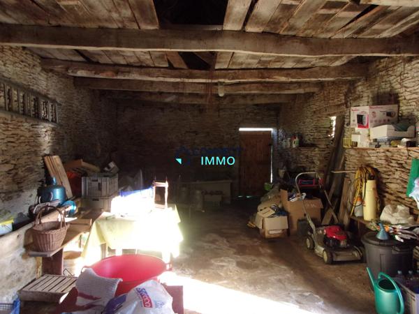 Maison d'habitation située dans un hameau paisible