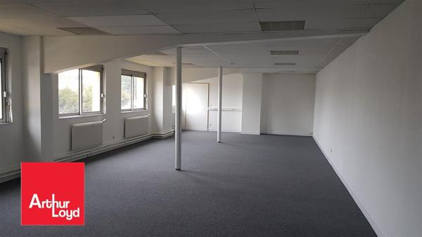 Bureau à louer à LE COUDRAY 28630