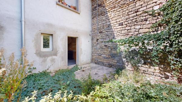 Immeuble 188 m2 en 2 appartements , T4 et T2