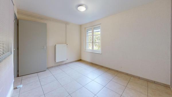 Immeuble 188 m2 en 2 appartements , T4 et T2