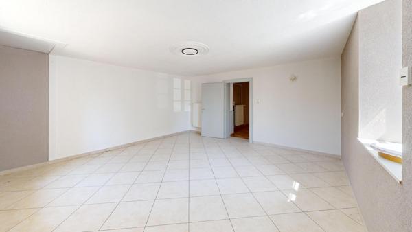 Immeuble 188 m2 en 2 appartements , T4 et T2