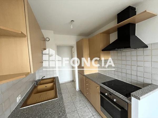 Location Appartement 3 pièces 66.6 m² - 32 - 34 - 36 - 38 - 40 - 42 CHEMIN DE LA PLANCHE BRULEE Ferney Voltaire 01210