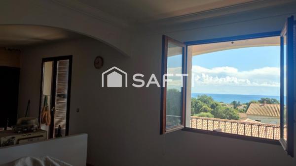 Vue mer, plage à pied, énorme potentiel !