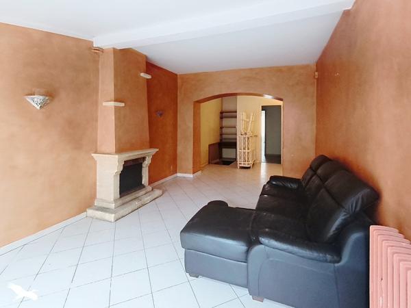 Immeuble à vendre 99 000 € Sainte-Foy-la-Grande 220 m² DPE D